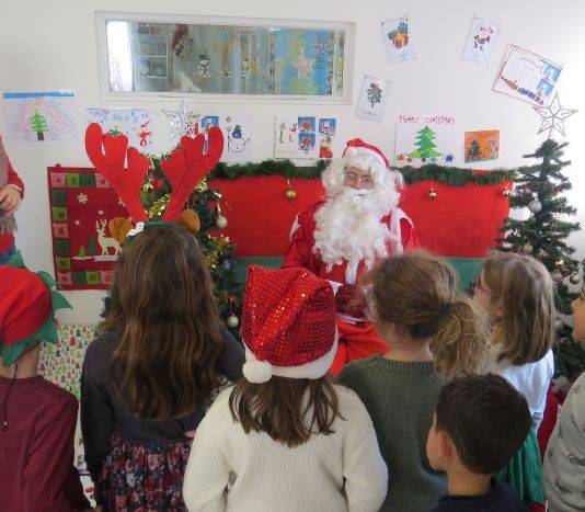 Ambiance festive de notre stage d'anglais de Noël à Marseille, du 22 au 24 décembre.